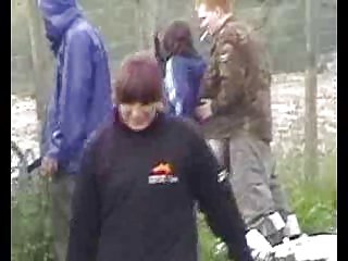 Noore võõrasema porno internetis avaliku sugu festival, 2 festival sugu